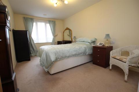 2 bedroom flat for sale, Sopwith Road, Eastleigh