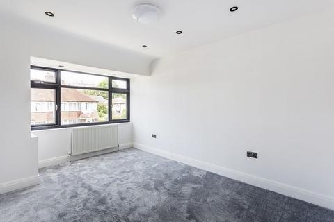 2 bedroom apartment for sale - DILSTON ROAD, LEATHERHEAD, KT22