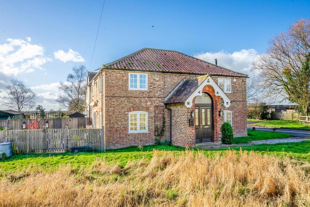 Old Chapel, Flaxton, YORK 3 bed semidetached house for sale £475,000