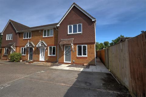 2 bedroom end of terrace house for sale, Ennel Copse, North Baddesley, Hampshire