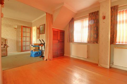 7 Garnalls Road, Matson, Gloucester, GL4 6NA