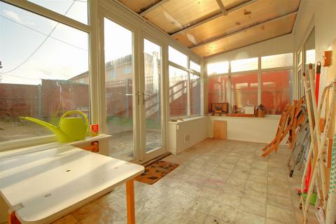 7 Garnalls Road, Matson, Gloucester, GL4 6NA