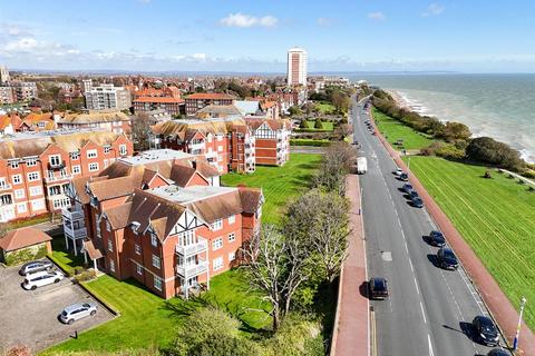 2 bedroom flat for sale, Darley Road, Meads, Eastbourne