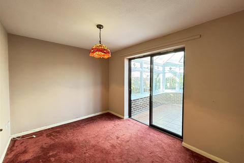8 Collatons Walk, Bow, Crediton, EX17 6LS