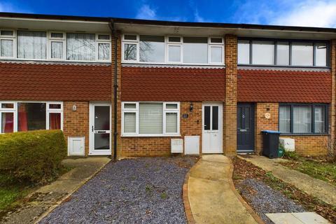 2 bedroom terraced house for sale, Ryelands Close, Caterham CR3