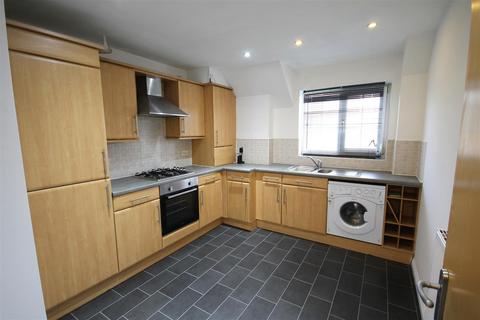 3 bedroom apartment to rent - Colliers Grove, Atherton