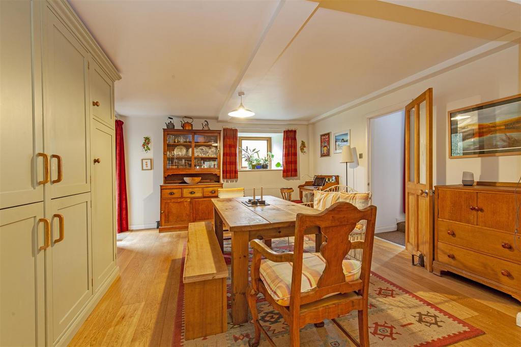 Kitchen-2.jpg