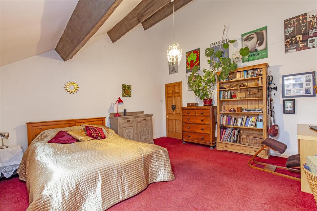 Bedroom 2-2.jpg