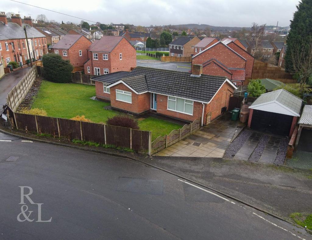 Meadow Lane, Newhall, Swadlincote 3 bed detached bungalow for sale £