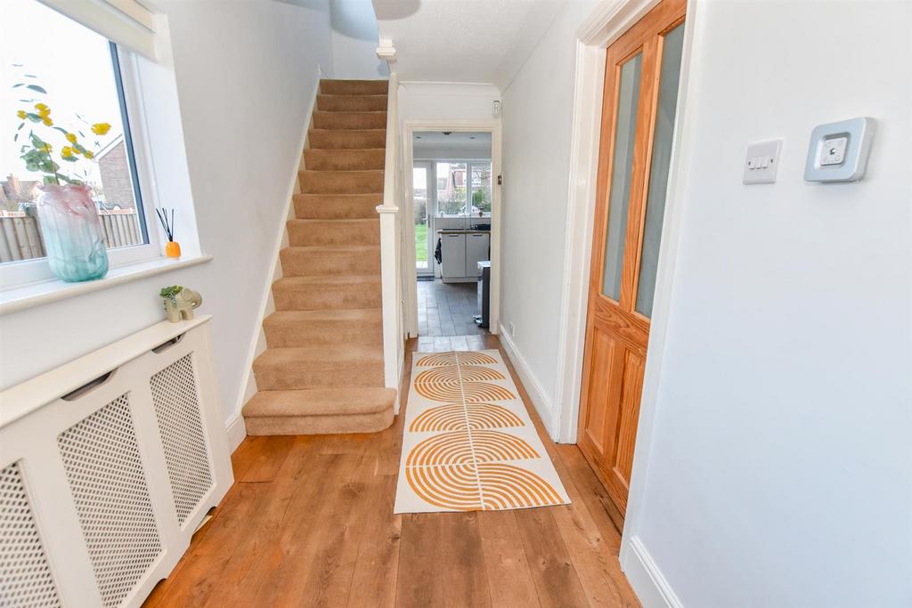 Hallway.jpg
