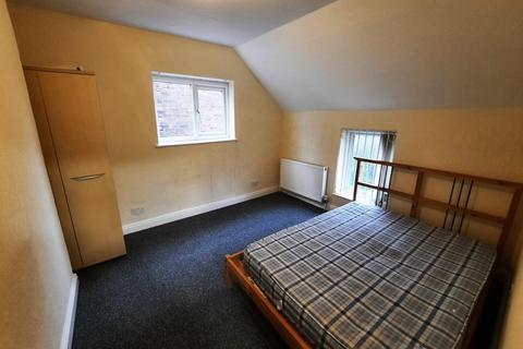 1 bedroom flat to rent, Catterick Road, Didsbury
