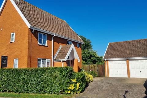 4 bedroom detached house for sale, St Johns Meadow, Metfield