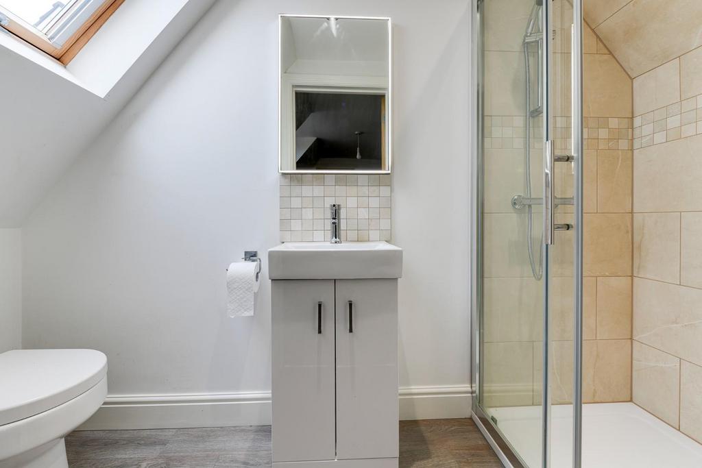 En-Suite Shower Room.JPG