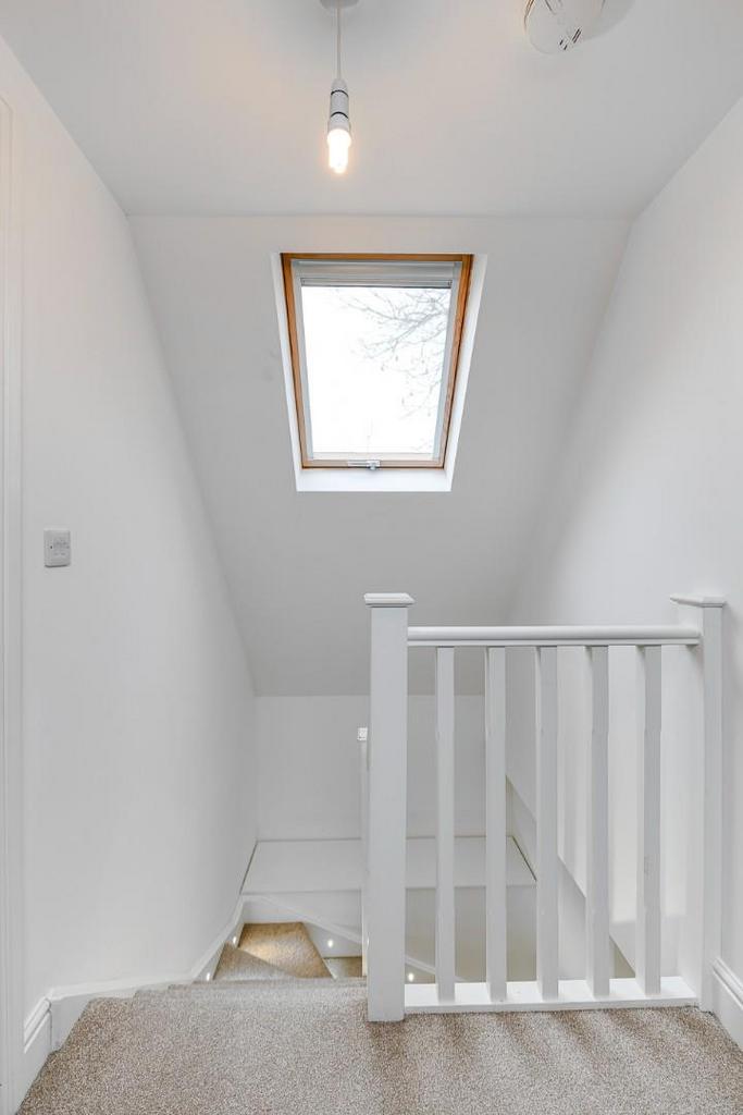 Galleried Landing.JPG