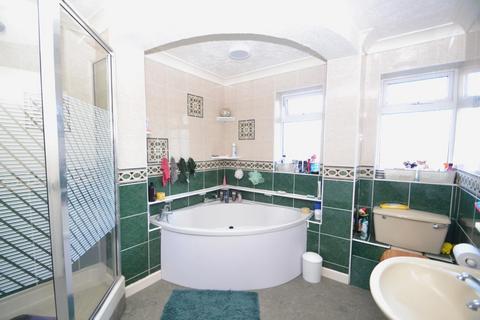 2 bedroom flat for sale, The Twitchell, Baldock