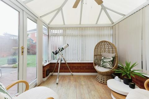 4 Bletchley Drive, Tamworth, B77 1GH