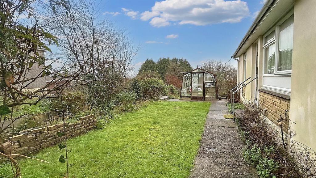 Side Garden.jpg