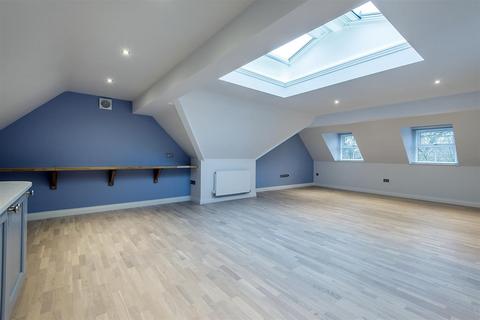 2 bedroom penthouse to rent - Scholars Lane, Stratford-upon-Avon
