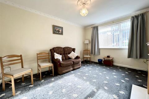 3 bedroom end of terrace house for sale, Harcourt Road, Cradley Heath