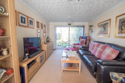 3 bedroom terraced house for sale, Bartlow Place, Haverhill CB9