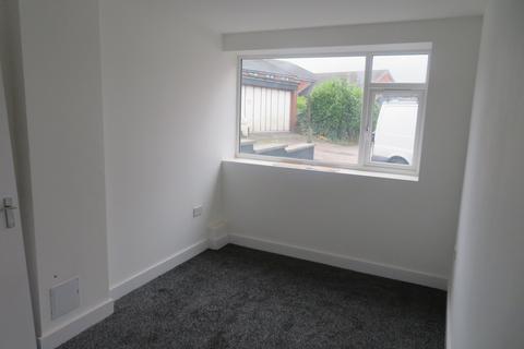 2 bedroom apartment to rent, Excelsior Terrace, Littleborough, OL15