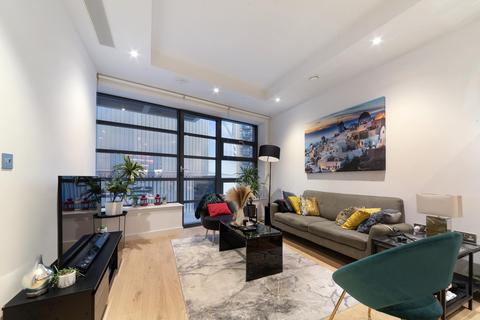 1 bedroom apartment for sale, Defoe House, London City Island, London, E14