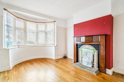 3 bedroom semi-detached house to rent, York Avenue, Stanmore, HA7