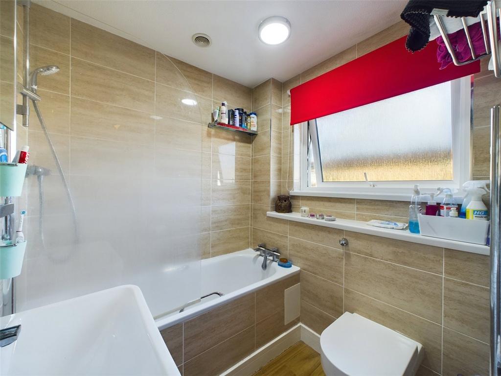 14 Bathroom