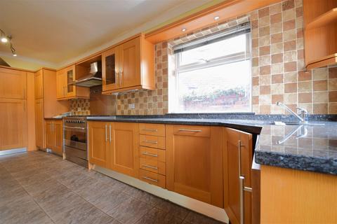 3 bedroom detached house for sale, Boundary Road, Cheadle