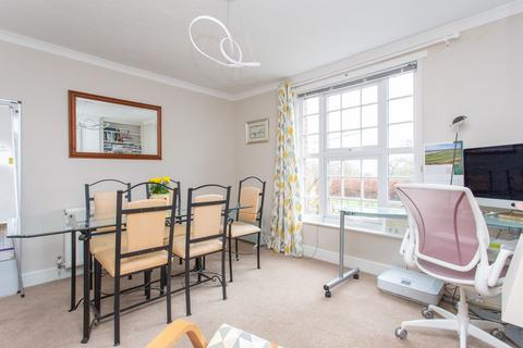 South Cottage Old Road, Elham, Canterbury, CT4 6UH