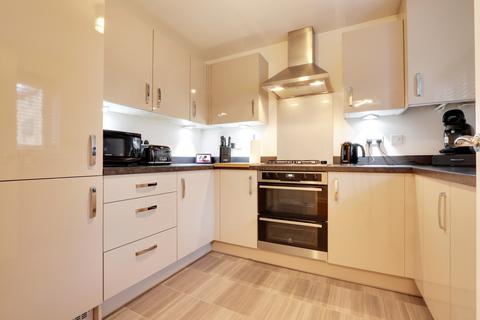 15 Divot Way, Basingstoke, RG24 9YB