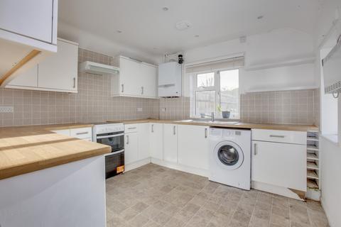 2 bedroom terraced house for sale, The Green, Wooburn Green