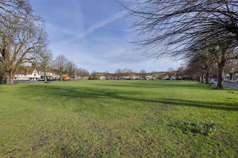 2 bedroom terraced house for sale, The Green, Wooburn Green