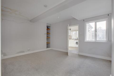 2 bedroom terraced house for sale, The Green, Wooburn Green