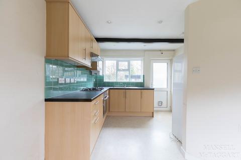 66 Upper Close, Forest Row, RH18 5DS