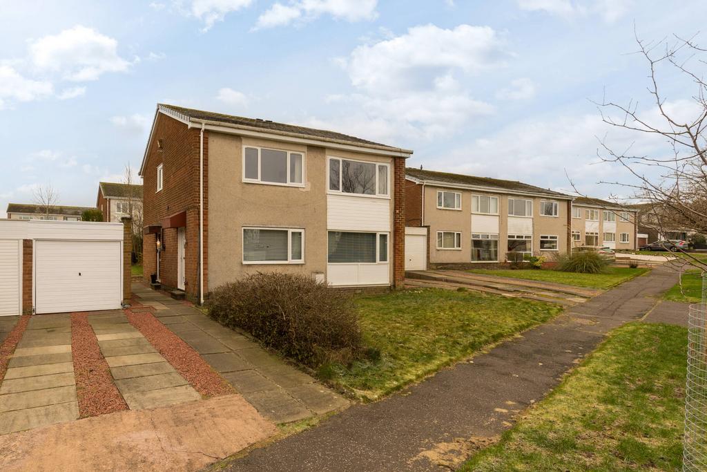 22 Greenfield Crescent, Balerno... 2 bed flat £195,000