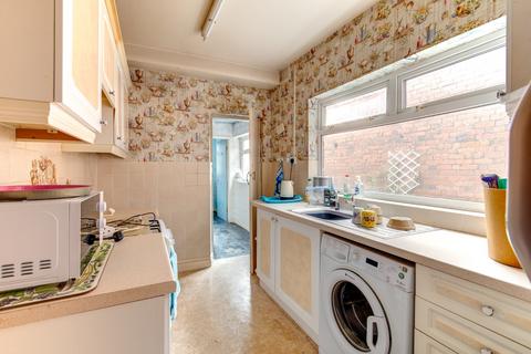 3 bedroom semi-detached house for sale - Witton Street, Norton, West Midlands, DY8