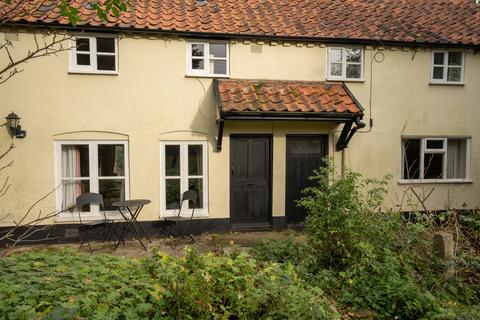 3 bedroom detached house for sale, London Road, Suffolk IP19