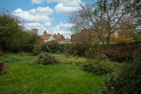 3 bedroom detached house for sale, London Road, Suffolk IP19