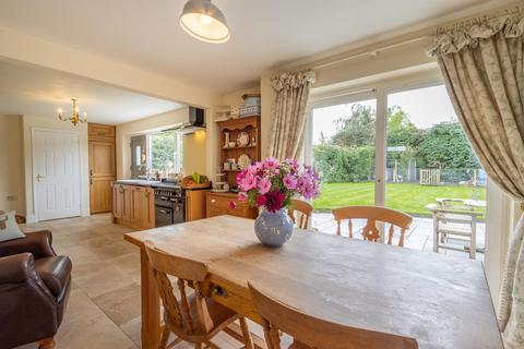 3 bedroom detached house for sale, Bury Road, Diss IP22