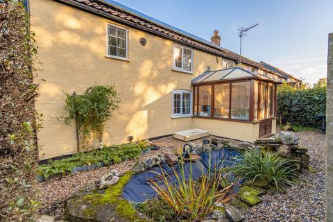 Fordley Cottage Beccles Road, Wheatacre, Beccles, NR34 0BS