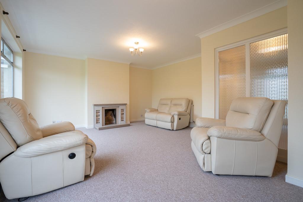 Fenn Close, Suffolk IP19 2 bed detached bungalow for sale £280,000