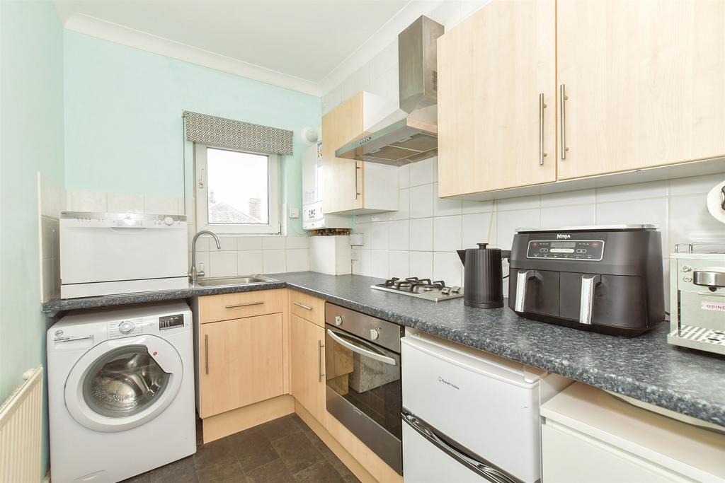 Nelson Road, Southsea, Hampshire 1 bed flat for sale £130,000