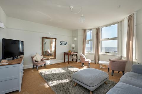 2 bedroom apartment for sale, North Parade, Southwold IP18