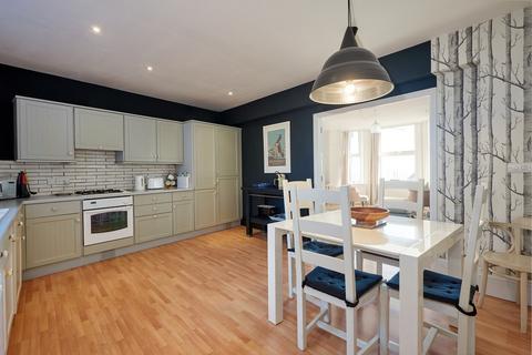 2 bedroom apartment for sale, North Parade, Southwold IP18