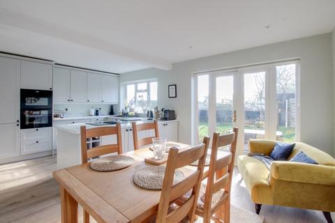 20 Cotefield Drive, Leighton Buzzard, LU7 3DS