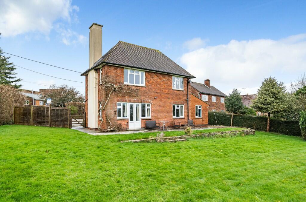West Hill, Wincanton BA9 5 bed detached house for sale £650,000