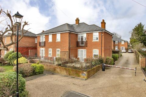 1 bedroom apartment for sale, Police Station Road, West Malling, Kent, ME19