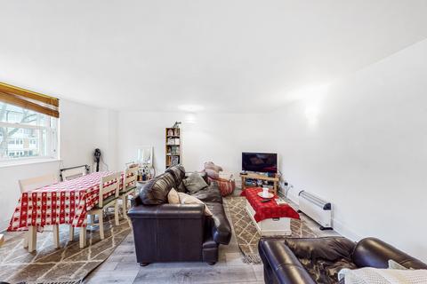 10 Hanover Place, London, E3 4QD