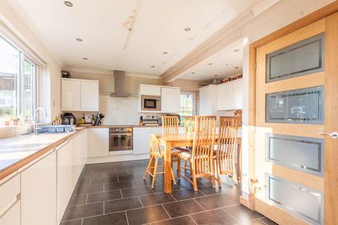 4 bedroom detached house for sale, 10 Dixon Wood Close